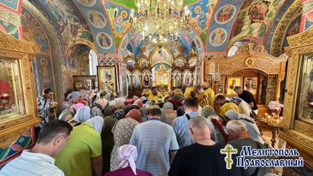 Во всех храмах г. Мелитополя отслужили молебен о сохранении Божьего творения