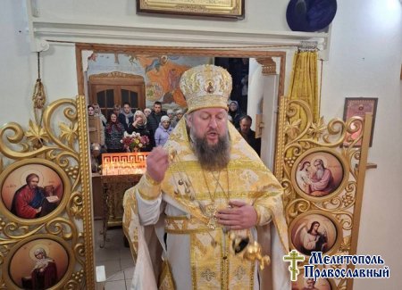 В храмах Мелитополя молитвенно почтили память жертв ДТП