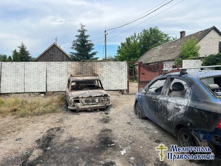 В Мелитополе при атаке на город пострадало жильё клирика Георгиевского храма диакона Николая Полякова